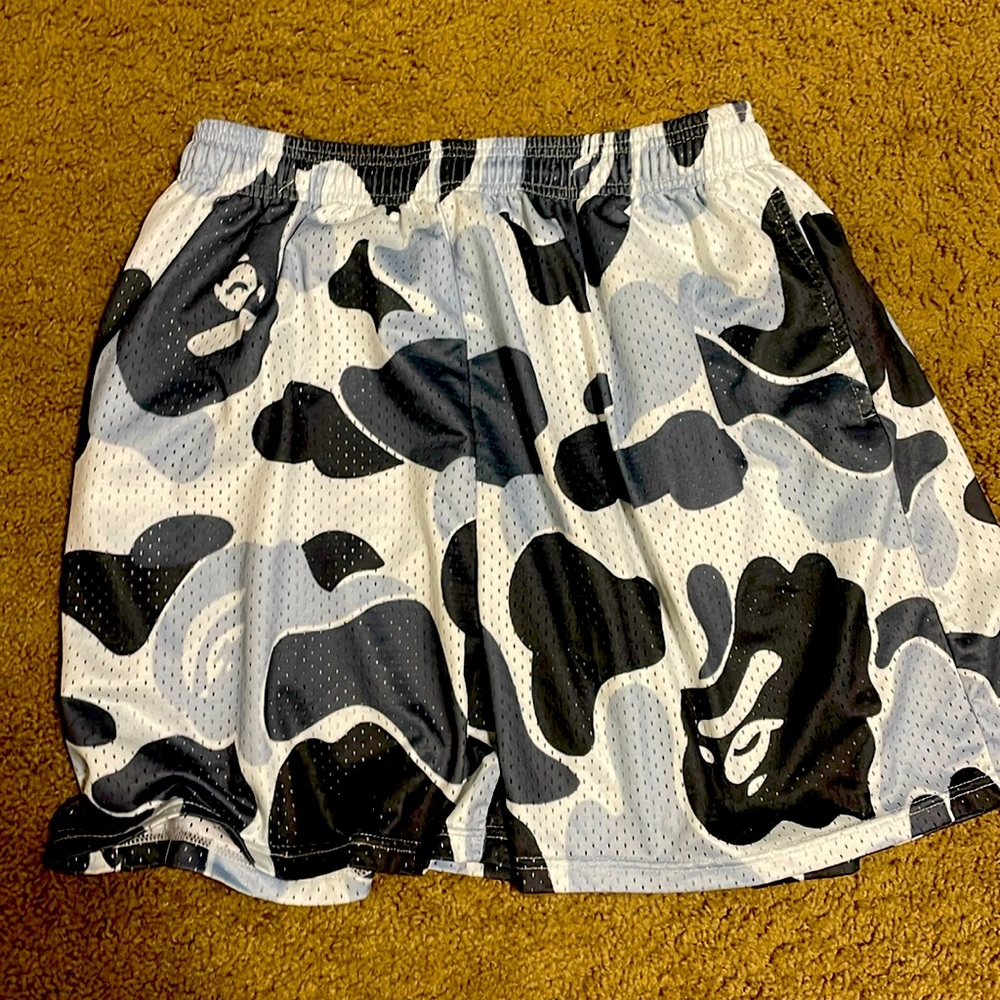 Large Bape shorts